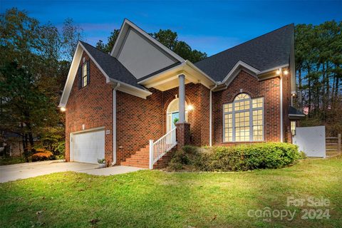 7189 Windy Pine Circle sold home in Isle Of Pines, Denver, NC