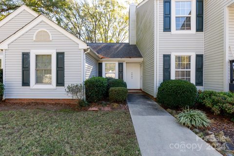 1541 Hunt Club Court sold condo in Hunt Club, Rock Hill, SC