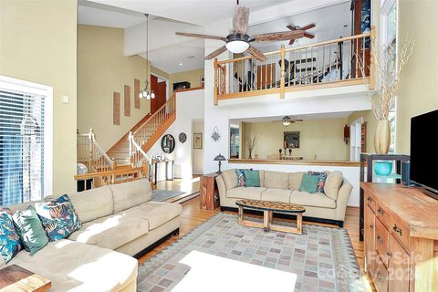 208 Foxlair Court sold home in Coachman Ridge, Matthews, NC