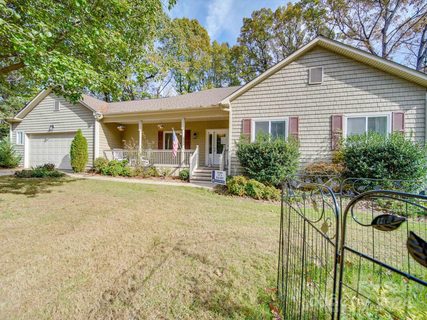 3247 Windbluff Drive