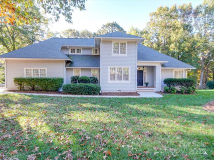 8468 Blades Trail