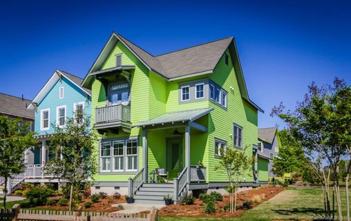 Previously sold for $322,000