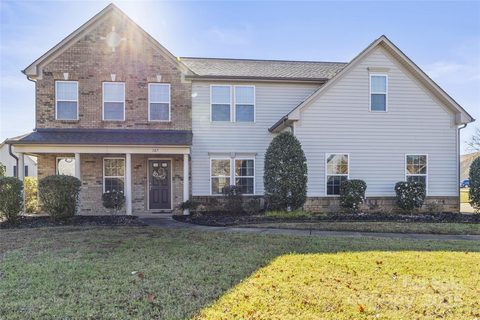 107 Ashton Drive