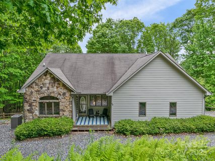 48 Grouse Thicket Road sold home in Wolf Laurel Heights, Mars Hill, NC