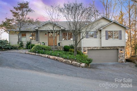2242 Connestee Trail