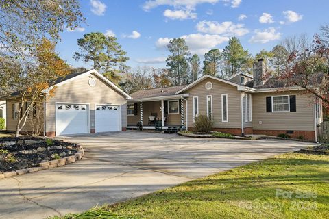 400 Neighbors Drive sold home in Olde Camden Estates, Midland, NC