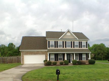 2711 Falling Leaf Court
