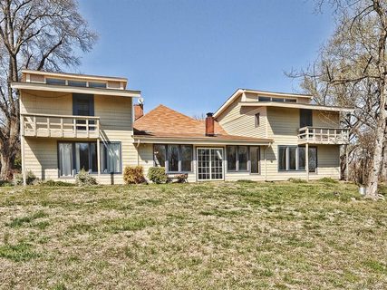Previously sold for $264,400