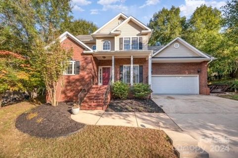 12077 Marsh Hen Lane sold home in Heron Harbor, Tega Cay, SC