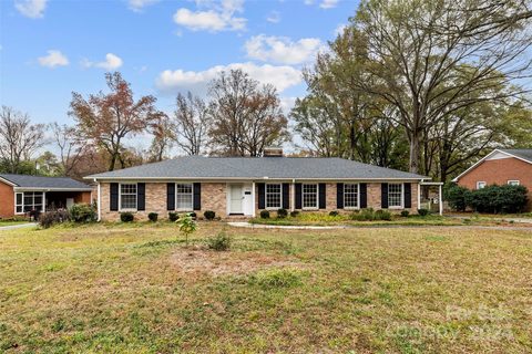 3321 Cornish Place sold home in Parkstone, Charlotte, NC