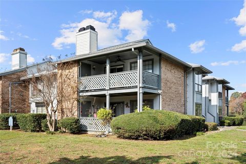 5863 Harris Grove Lane sold condo in Harris Lake, Charlotte, NC