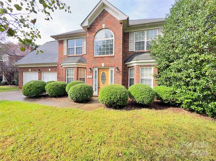 4211 Greenfield Circle