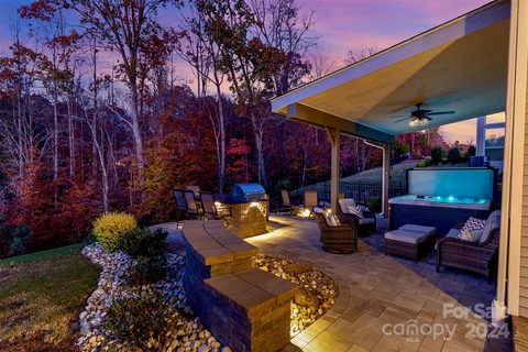 10174 Castlebrooke Drive