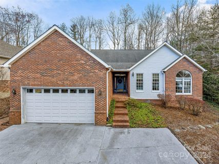 205 Tallyho Lane