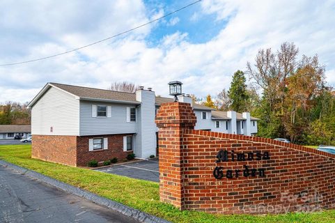 123 23rd Street sold condo in Mimosa Gardens, Hickory, NC