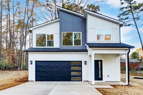 7425 Capri Drive sold home in Norman Woods, Huntersville, NC