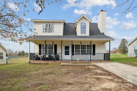 1324 Eagles Landing Drive sold home in Eagle Nest, Charlotte, NC