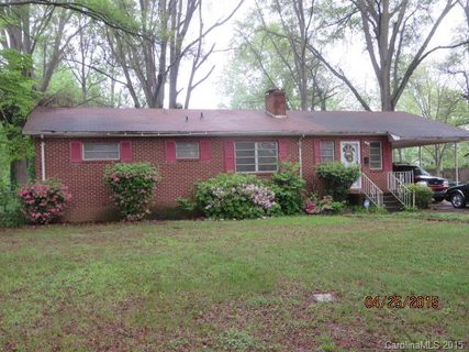 401 Briarwood Drive