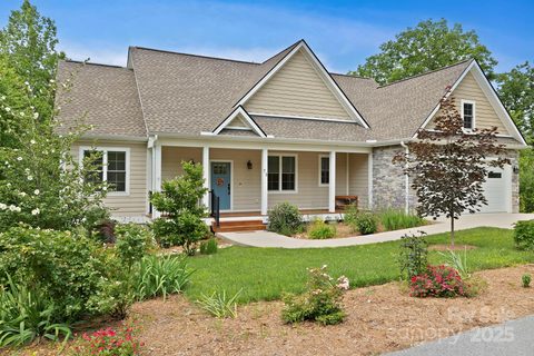 73 Wisdom Cove Road sold home in Solomons Cove, Flat Rock, NC