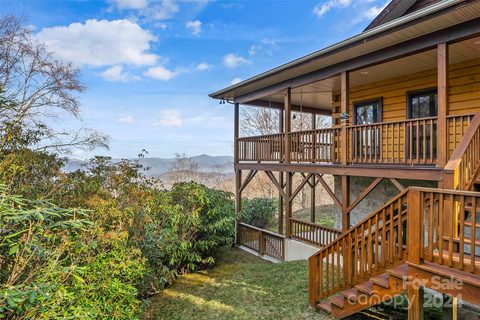 1388 Harrietts Trail sold home in Wolf Pen Meadows, Waynesville, NC