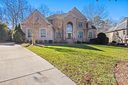 8221 Victoria Lake Drive sold home in Waxhaw, SC