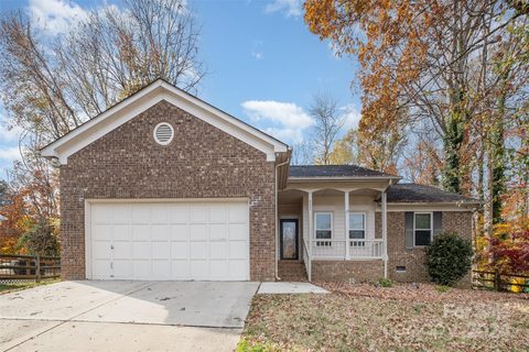 8537 Woodford Bridge Drive