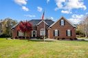 9751 Arlington Oaks Drive sold home in Charlotte, SC