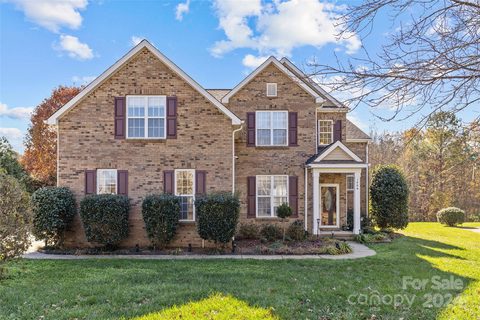 1406 Lonan Drive sold home in New Towne Village, Waxhaw, NC