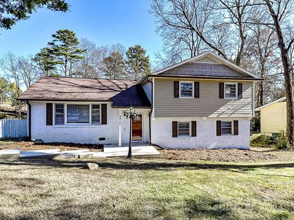 3416 Olde Creek Trail sold home in Olde Creek, Matthews, NC
