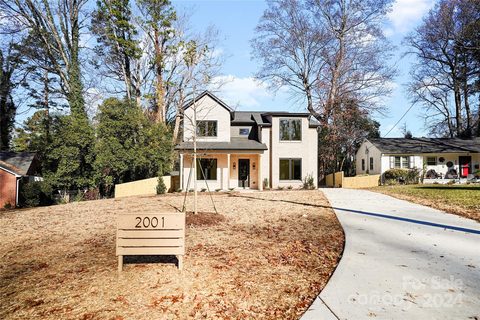 2001 Arnold Drive sold home in Country Club Hills, Charlotte, NC