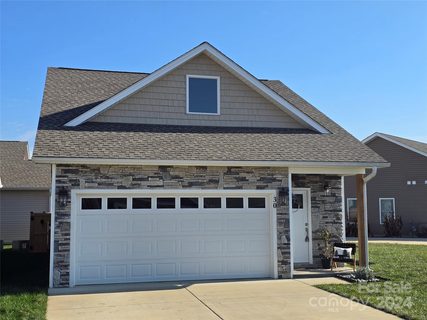 30 Sage Crest Loop sold home in New Stock Village, Weaverville, NC