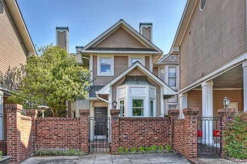 441 Clarkson Green Street sold townhome in Clarkson Green, Charlotte, NC