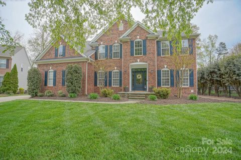 15816 Heckscher Drive