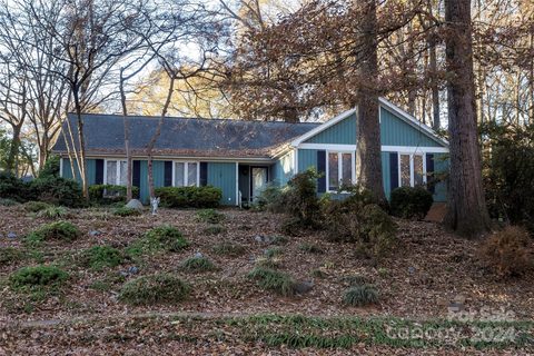 Previously sold for $607,000