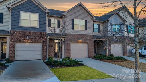 292 Ascot Run Way