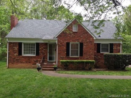 1925 Arnold Drive