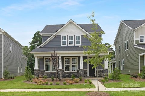 9605 Pointer Road active home in Edgewood Preserve, Huntersville, NC