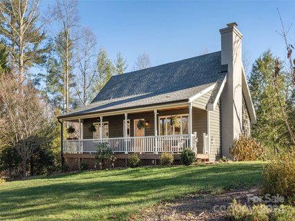 148 White Pine Drive sold home in Arnstein Acres, Fletcher, NC