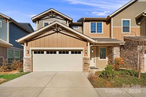 520 Sweet Birch Park Lane sold townhome in Sweet Birch Commons, Black Mountain, NC