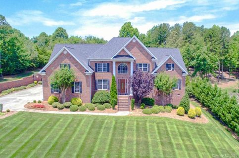 6362 Chamar Circle