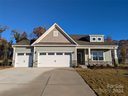 221 Wheatfield Drive sold home in Statesville, SC