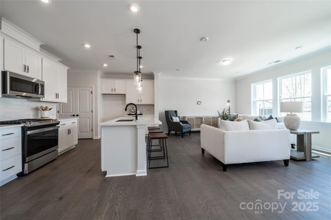 5680 Clear Creek Lane sold townhome in Trellis At The Commons, Charlotte, NC