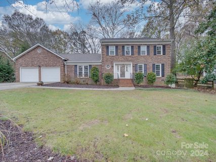 10312 Woodview Circle sold home in Quail Acres, Charlotte, NC