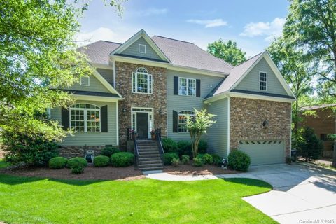 10323 Crestwood Drive