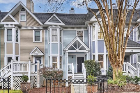 314 W 10th Street