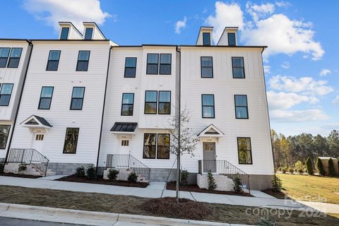 13009 Moon Road