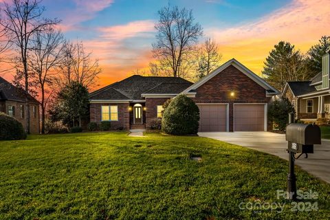 815 Players Ridge Road sold home in The Woodlands at Olivers Landing, Hickory, NC