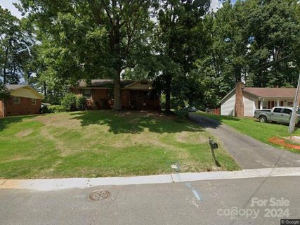 7231 Lockmont Drive