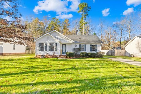 6701 1st Avenue sold home in Green Meadows, Indian Trail, NC