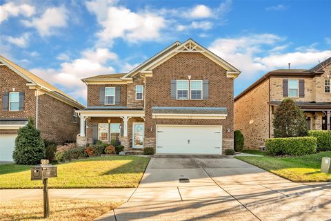 2323 Barrowcliffe Drive sold home in Christenbury Village, Concord, NC